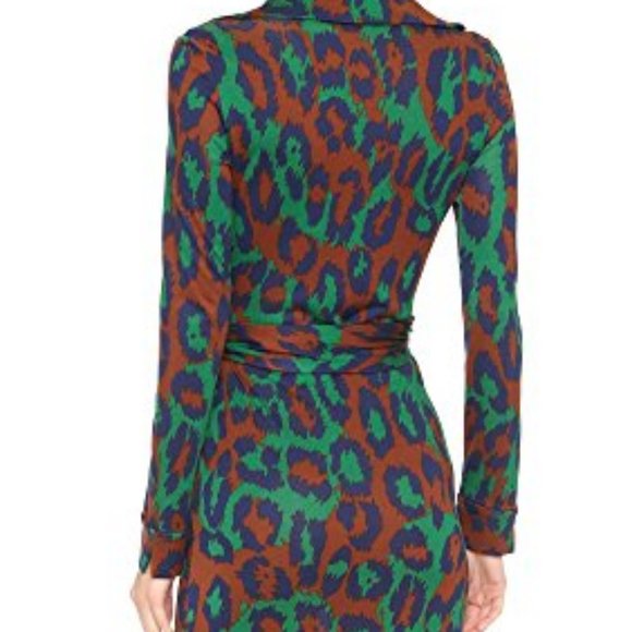 Dress - Picture 4 of 5